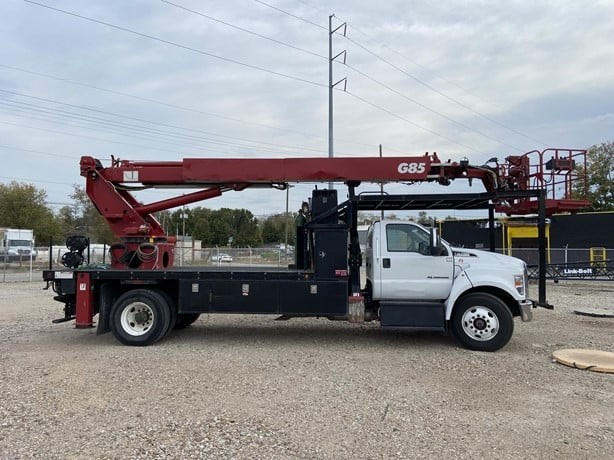 2018 Ford F750 Powerstroke Diesel - 2018 Elliot G85 in Other in Cambridge - Image 2