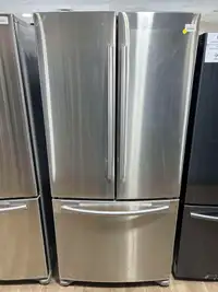 Réfrigérateur Samsung 3portes 33" a seulement 944.99$ taxes in.