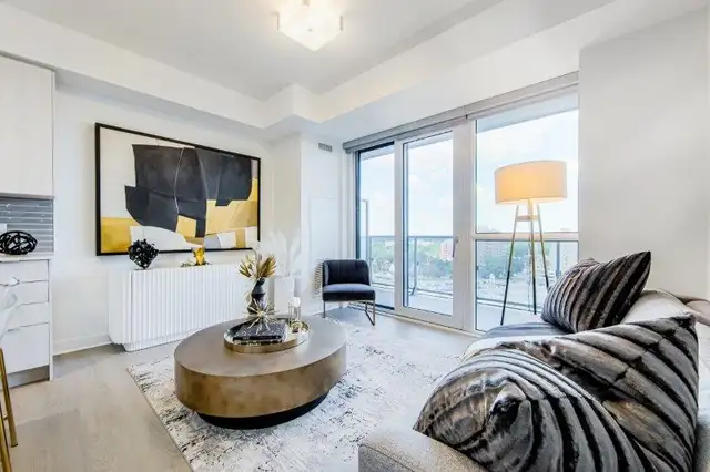 45 Railroad - 3 Bedroom Apartment for Rent in Long Term Rentals in Mississauga / Peel Region - Image 2