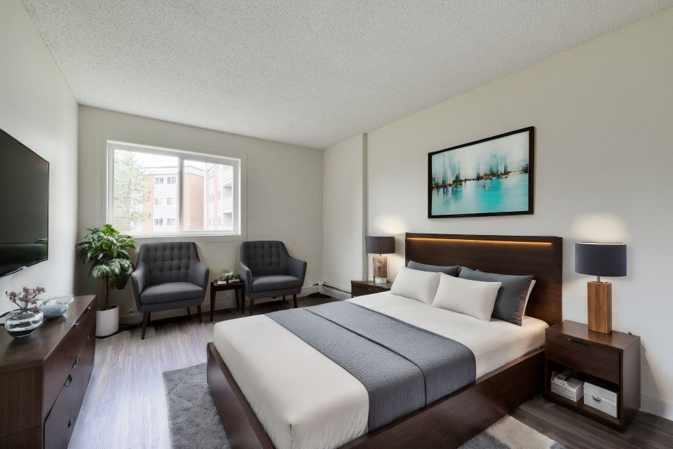 Riverview Plaza - 1 Bedroom Apartment for Rent 2