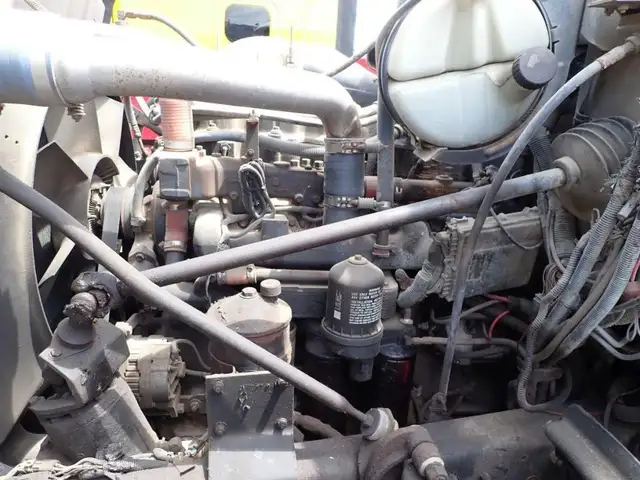 2001 Mack RB688S in Heavy Trucks in Longueuil / South Shore - Image 20