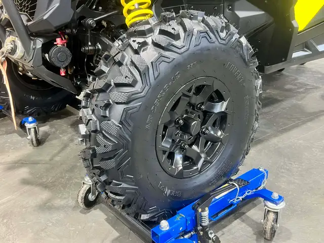 2019 BRP CAN-AM MAVERICK SPORT 1000R + 4X4 + DPS + FOX + NEW TIR in ATVs in Ottawa - Image 20