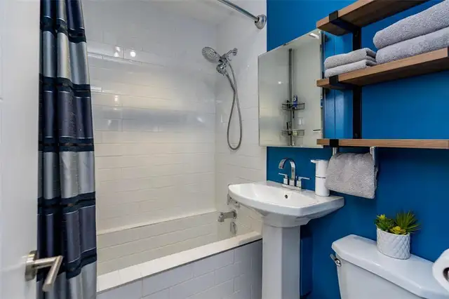 761 Parkhill Street Winnipeg, Manitoba in Houses for Sale in Winnipeg - Image 17