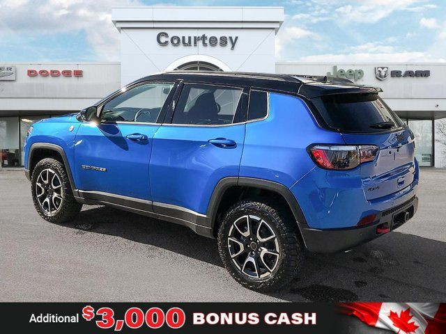 2025 Jeep Compass Trailhawk in Cars & Trucks in Calgary - Image 4