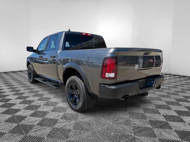 2024 Ram 1500 Classic Warlock 4x4 Hemi Crew Cab 5'7" Box in Cars & Trucks in Medicine Hat - Image 3