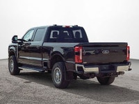 This Ford Super Duty F-350 SRW boasts a Intercooled Turbo Diesel V-8 6.7 L/406 engine powering this... (image 3)