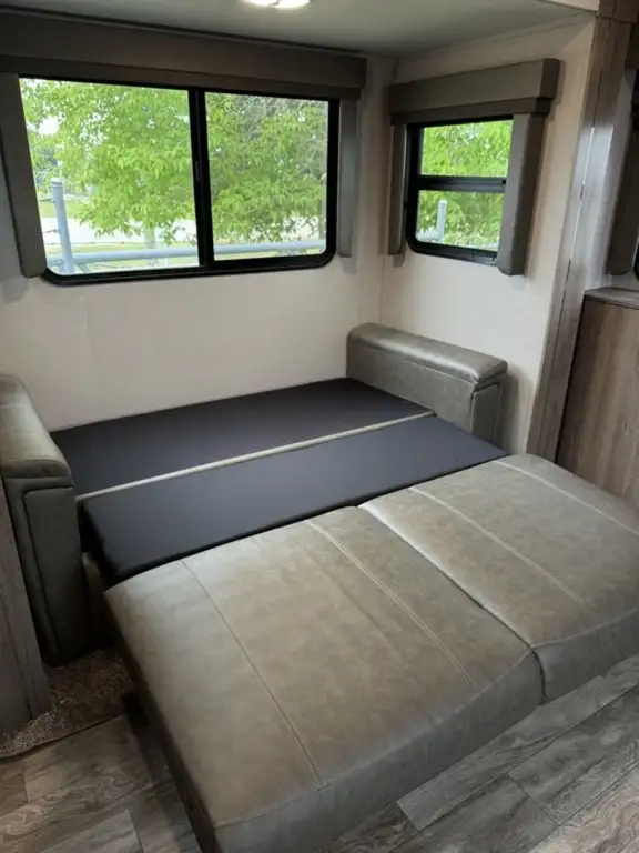 2023 Grand Design Imagine 3100RD in Travel Trailers & Campers in St. Albert - Image 8
