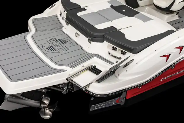 2026 Chaparral GTS 1 SURF in Powerboats & Motorboats in Kingston - Image 20