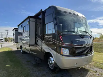 Consignation / Payez une seule taxe !! Superbe motorisé classe A 2014 Thor Motor Coach Challenger 37...