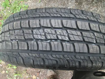 Brand NEW TIRE ONLY 1 265/55/18 Reg. Cost over $200 Yours for only $40
