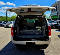 All vehicles come with a full vehicle History Report, ask to see it! 2010 Chevrolet Tahoe HybridTRAD... (image 8)