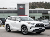 No Accidents - AWD - 3rd Row Seating - SofTex Leather - Sunroof The 2024 Toyota Highlander XLE is a... (image 1)