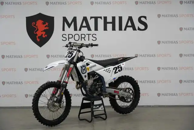 2025 HUSQVARNA FC 250 DEMO in Dirt Bikes & Motocross in Longueuil / South Shore - Image 5