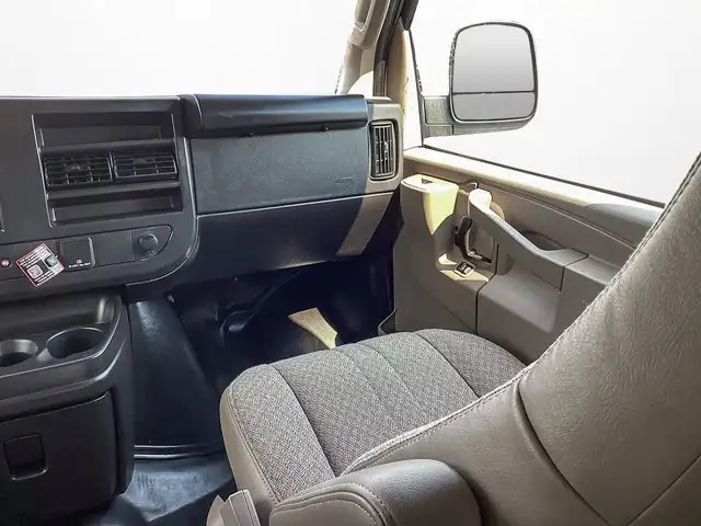 2025 Chevrolet Express 2500 Extended 155 Cargo Van in Cars & Trucks in St. Albert - Image 30
