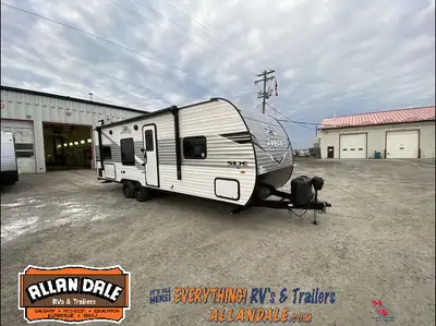 2026 Jayco Jay Flight SLX 260BH Family-Friendly and Adventure-ReadyThis lightweight, easy-to-tow tra...