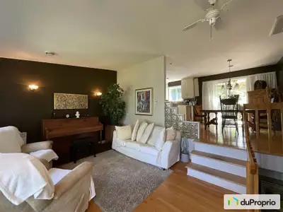 Possibilité d'une maison unifamiliale, unifamiliale avec bachelor ou intergénération Vous aimez la b...