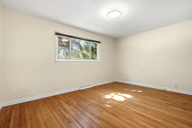 5 Bedrooms & 3 Bathrooms - Close to Wascana Park in Houses for Sale in Regina - Image 17