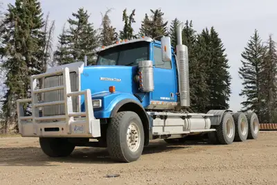 Western Star 4900 – For Sale or Rent Camrose County, Alberta 85,000 CAD Year: 2020 Serial Number: 5K...
