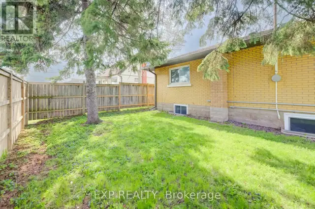 361 PROSPECT AVENUE Kitchener, Ontario in Houses for Sale in Kitchener / Waterloo - Image 3