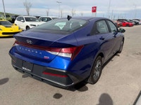 2024 HYUNDAI ELANTRA PREFERRED * REMOTE START * HEATED STEERING WHEEL FEATURES INCLUDE: - Proximity... (image 5)