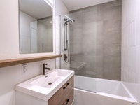 Logement locatif-rental apartment for rent-new neuf 3 1/2, 1cc, 1 bedrooms/chambres, Outremont, Camp... (image 2)