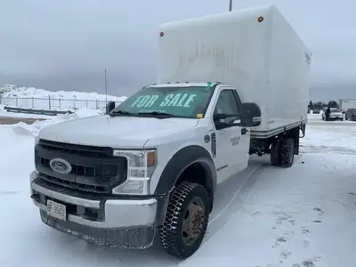 Spadoni Sales and Leasing at the Thunder Bay Airport is now selling this 2022 Ford F-550 17 ft cube...