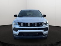 Cloth Low-Back Bucket Seats, Heated Front Seats, 8.4 Touchscreen Display, Apple Carplay, Google Andr... (image 7)