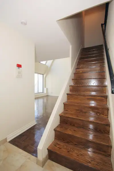 3 Bedroom 2 level Penthouse @ Yonge & Davisville, View more