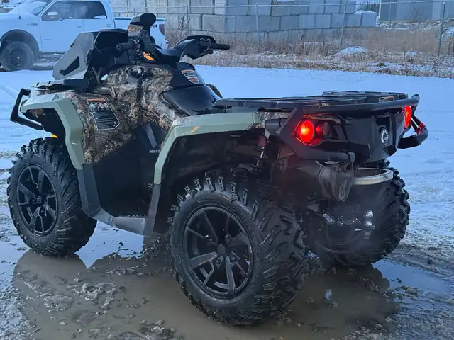 2020 CAN-AM OUTLANDER 650XT-BLUE! in ATVs in Sudbury - Image 7
