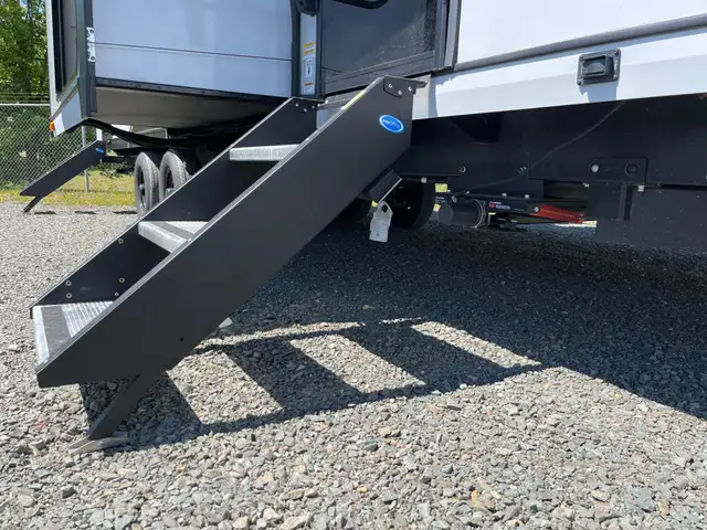 2026 Forest River VIBE EXTREME LITE in Travel Trailers & Campers in Terrace - Image 7