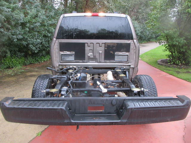 2022 FORD F150 XLT 4x4  CREW CAB Salvage title. in Cars & Trucks in Edmonton - Image 4