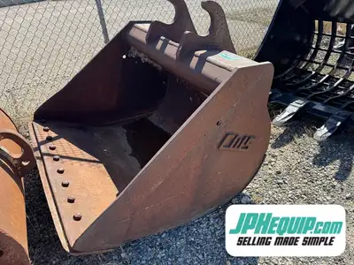 Excavator CWS 200 Series Komatsu 60 Clean up Bucket WE SHIP DIRECT TO YOU, USA and Worldwide!! Finan...