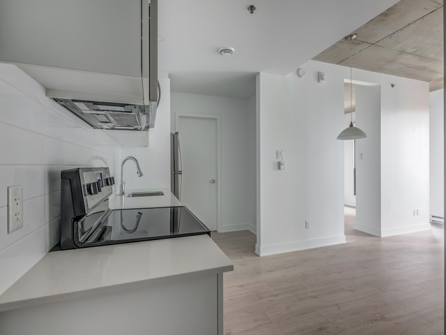 3.5 condo appartement a louer Quartier des spectacles-Myriade in Long Term Rentals in City of Montréal - Image 7