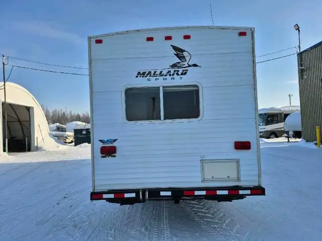 2007 FleetWood RV Mallard 23SRL in Travel Trailers & Campers in Thetford Mines - Image 7