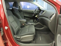 HYUNDAI TUCSON 2016 AWD PREMIUM 1.6L TURBO TOUT ÉQUIPÉ / INTÉRIEUR TISSU CHAUFFANT / BLUETOOTH / CRU... (image 9)