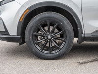 No Accidents - AWD - Sunroof - Perforated Leatherette - Power Liftgate Efficient, refined, and built... (image 4)