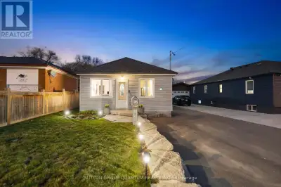 WELCOME HOME TO THIS CHARMING & BRIGHT HOME PERFECT FOR A YOUNG FAMILY OR FIRST TIME HOME BUYERS. WI...