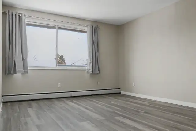 Oliver Apartment For Rent | Kane Apartments in Long Term Rentals in Edmonton - Image 16