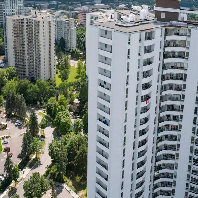Spacious 2 Bedroom Apt 2E Plan-  (Price- $2225)