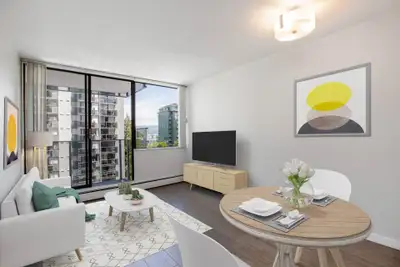 Located right beside the world renowned Stanley Park, Ilikai offers one bedroom and penthouse apartm...