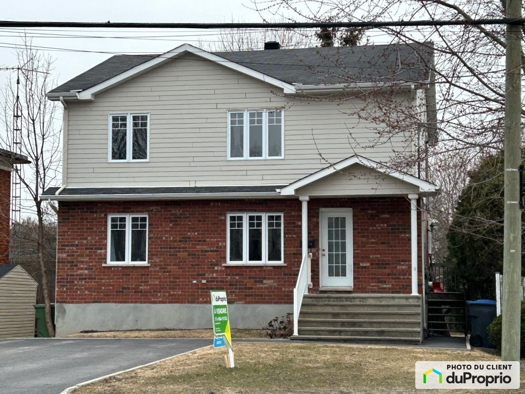 $719,000 - Duplex for sale — photo 1