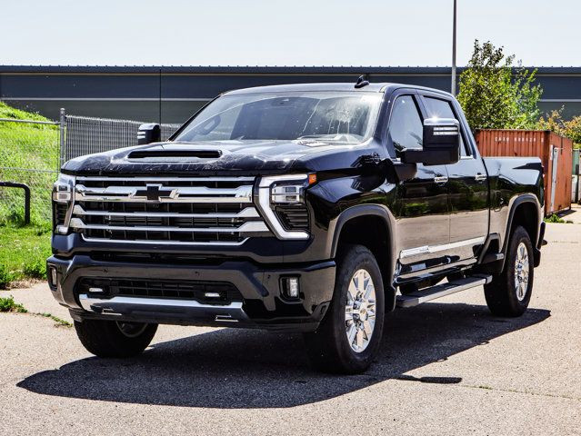 2025 Chevrolet Silverado 3500HD High Country in Cars & Trucks in Strathcona County - Image 4
