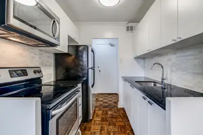 2 Bedroom Apartment for Rent - 1833 Bayview Ave.