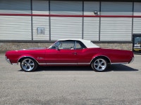 Spécialistes de voitures classiques depuis plus de 25 ans, vous saurez trouver le véhicule antique d... (image 4)