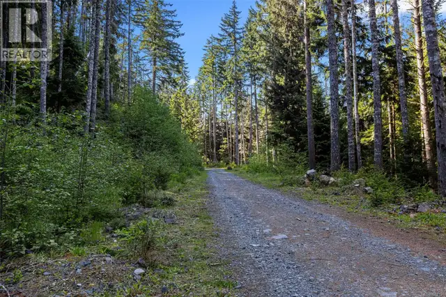 Lot 1 Trail Way Malahat, British Columbia in Land for Sale in Victoria - Image 7