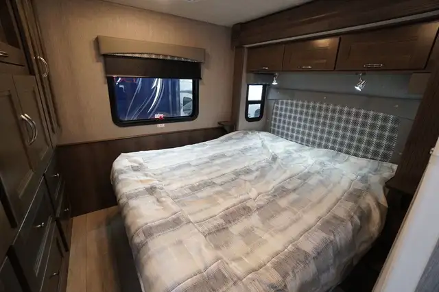 2023 NeXus RV Viper 29V Base in RVs & Motorhomes in Stratford - Image 14