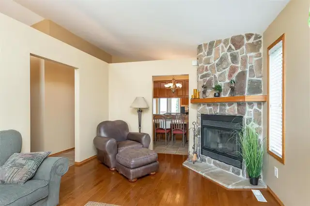 130 Norcross Crescent Winnipeg, Manitoba62864390532483122