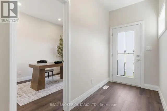 27 - 29 WEYMOUTH STREET Woolwich, Ontario in Houses for Sale in Kitchener / Waterloo - Image 4