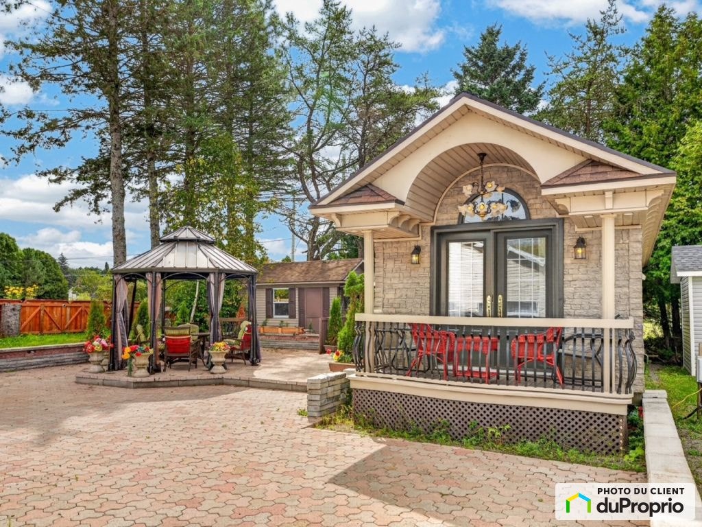 $194,900 - Mobile home for sale in Lac-Aux-Sables — photo 2
