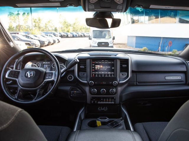 2020 Ram 3500 Sport, Cummins Diesel, Carplay / Android Auto in Cars & Trucks in Calgary - Image 3